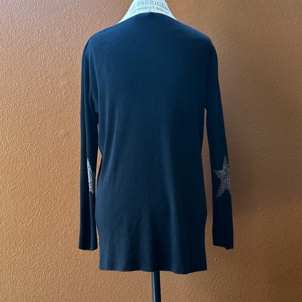 Venti6 Black With Pink V-Neck Star Sweater Medium Excellent Condition! - Picture 5 of 7